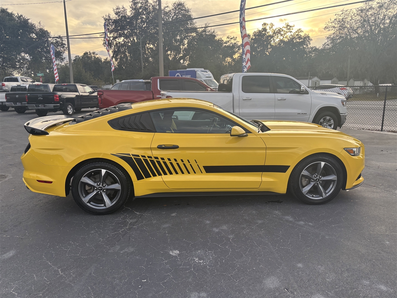 Ford Mustang V6 Coupe 2015