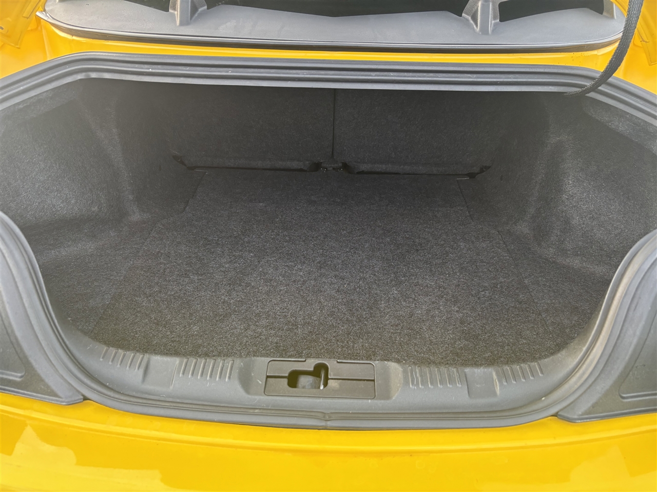 Ford Mustang V6 Coupe 2015