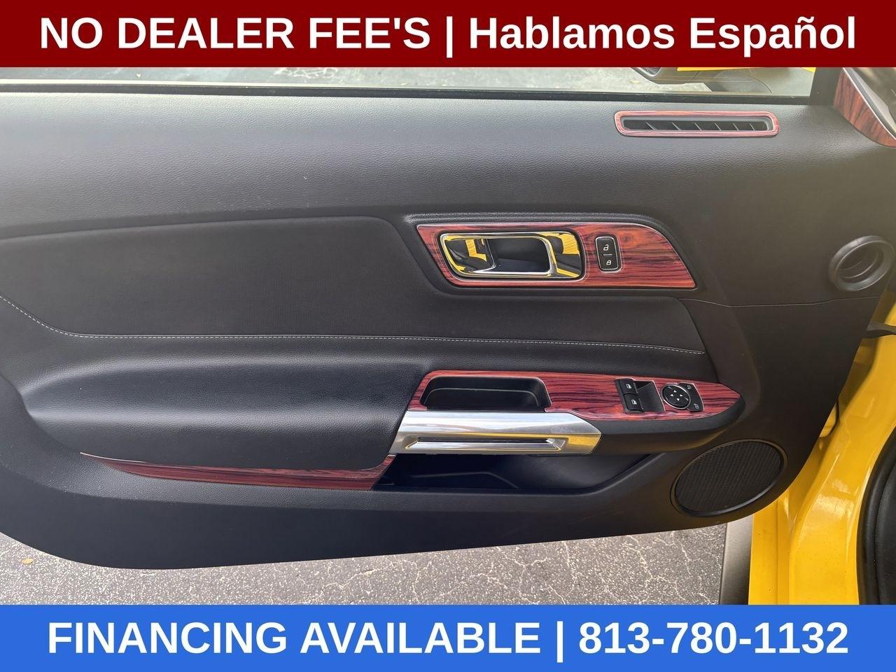 Ford Mustang V6 Coupe 2015