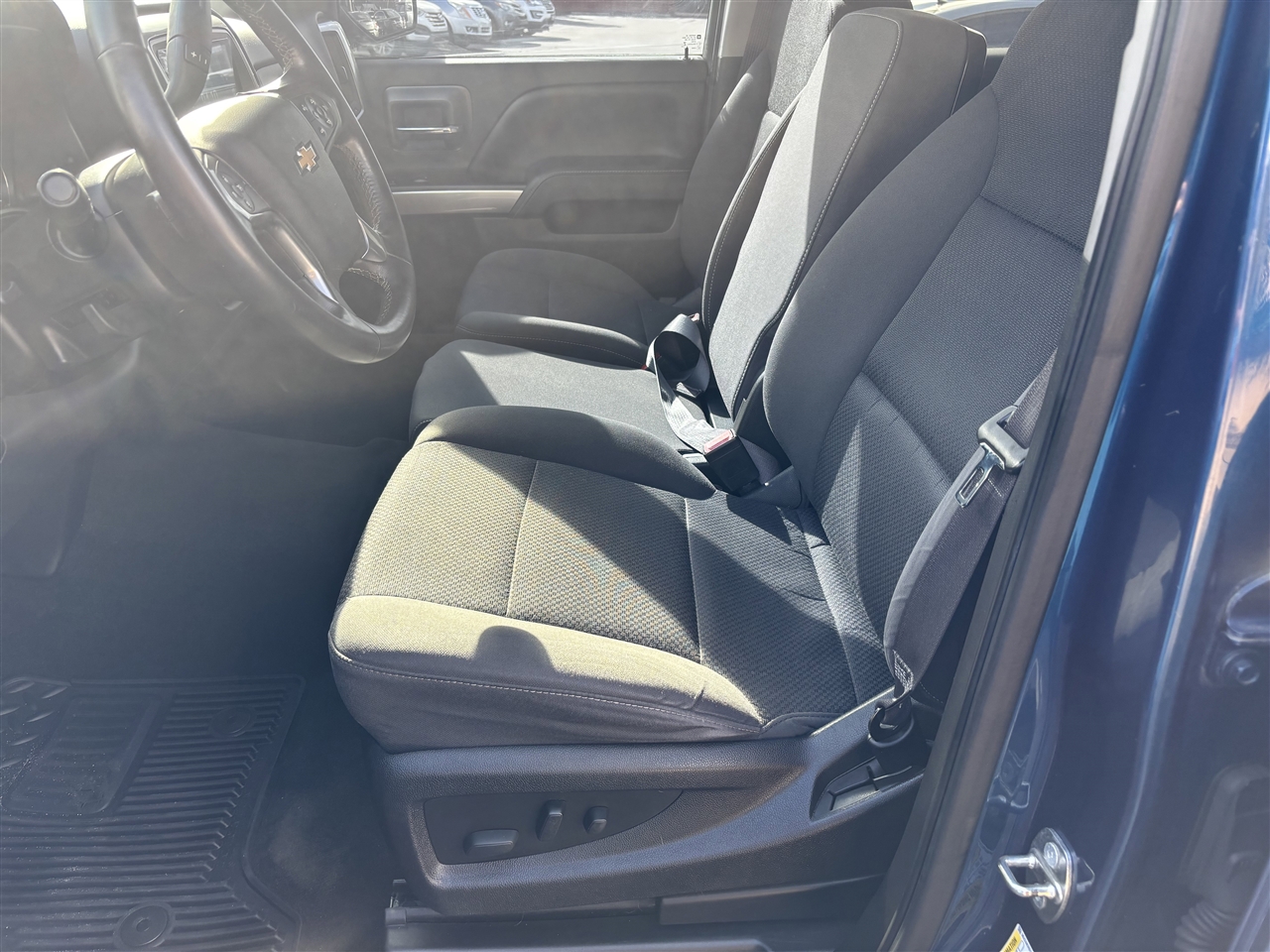 Chevrolet Silverado 1500 LT Crew Cab 4WD 2016