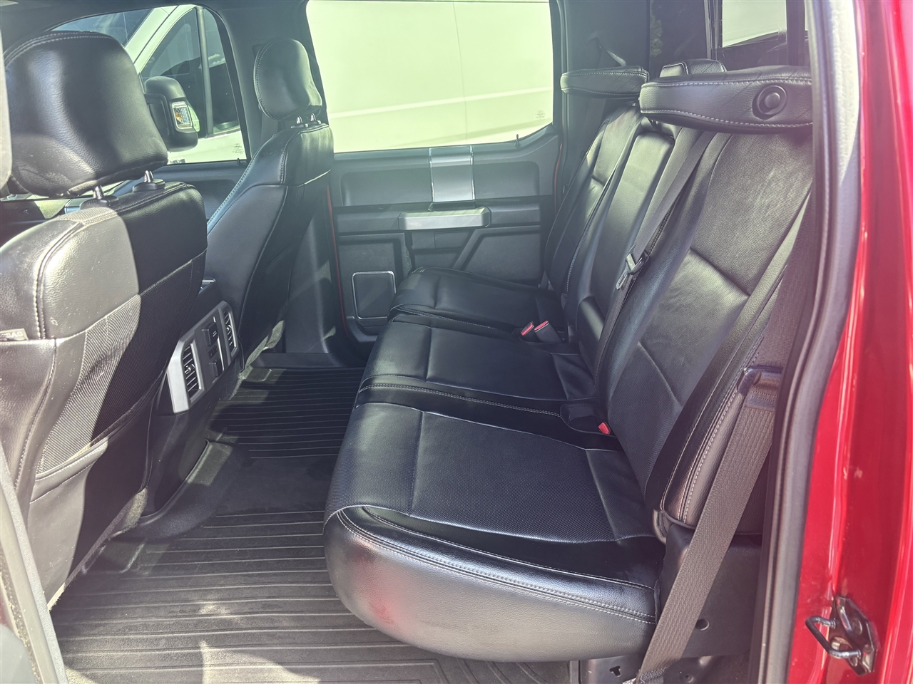 Ford F-150 King Ranch SuperCrew 6.5-ft. Bed 2WD 2015