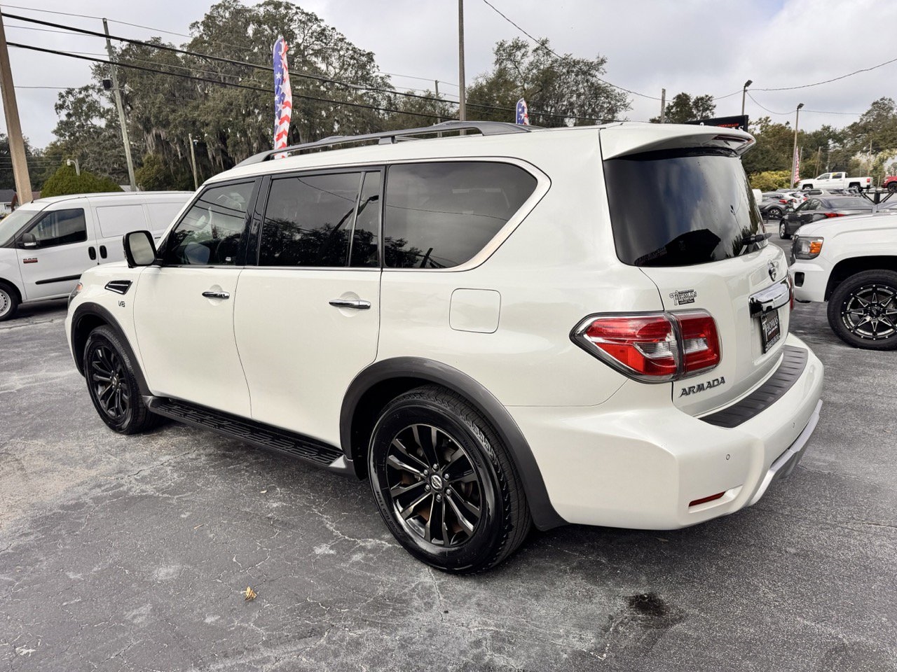 Nissan Armada Platinum 2WD 2018