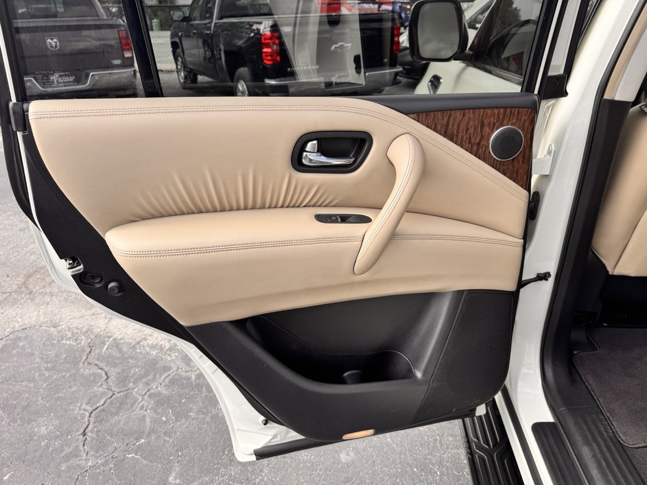 Nissan Armada Platinum 2WD 2018