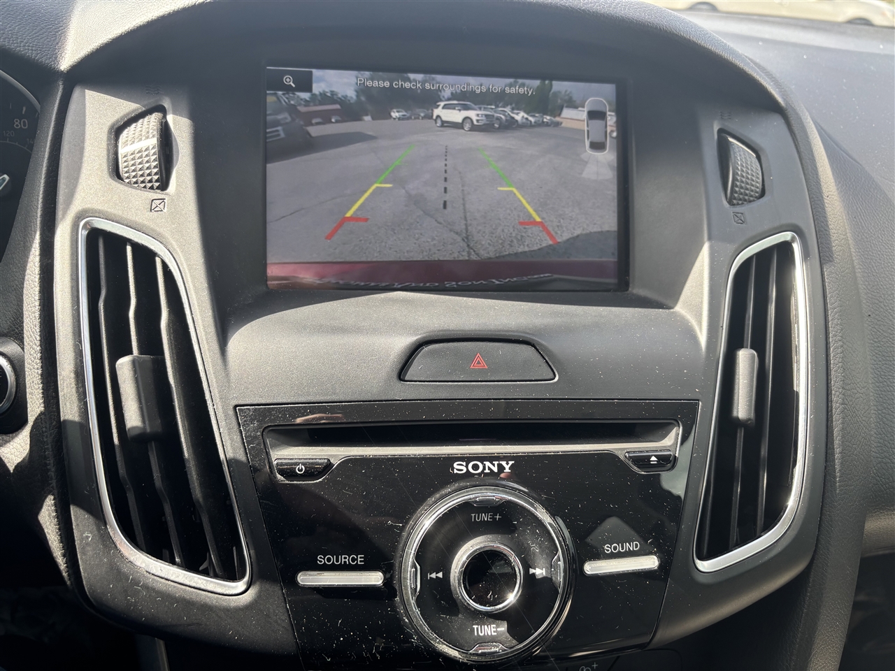 Ford Focus Titanium Sedan 2015