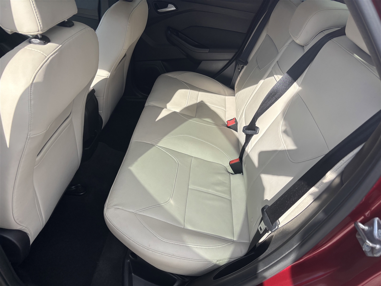 Ford Focus Titanium Sedan 2015