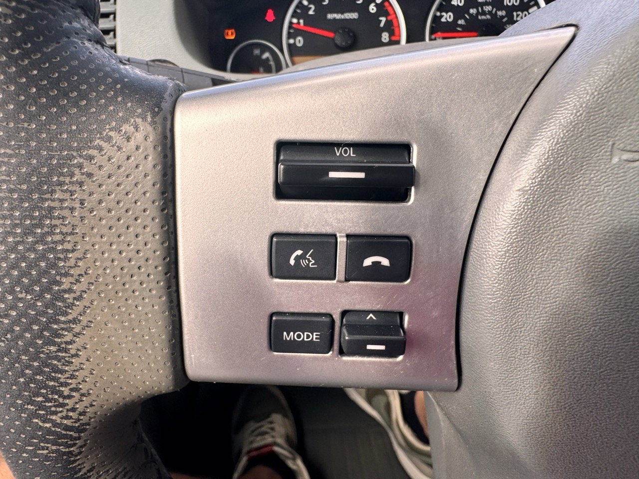 Nissan Frontier SL Crew Cab 4WD 2014