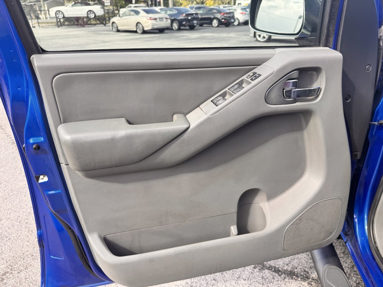 Nissan Frontier SL Crew Cab 4WD 2014