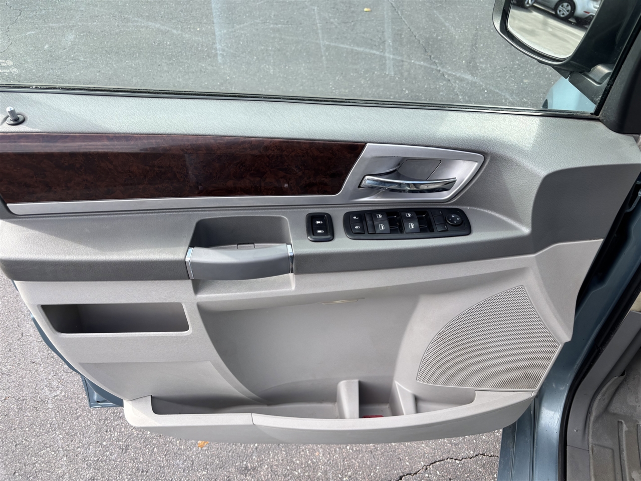 Chrysler Town & Country Touring 2010