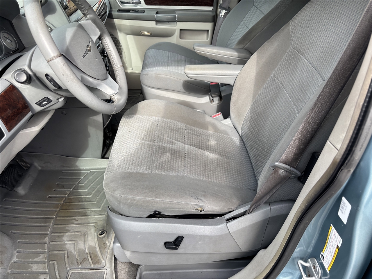 Chrysler Town & Country Touring 2010