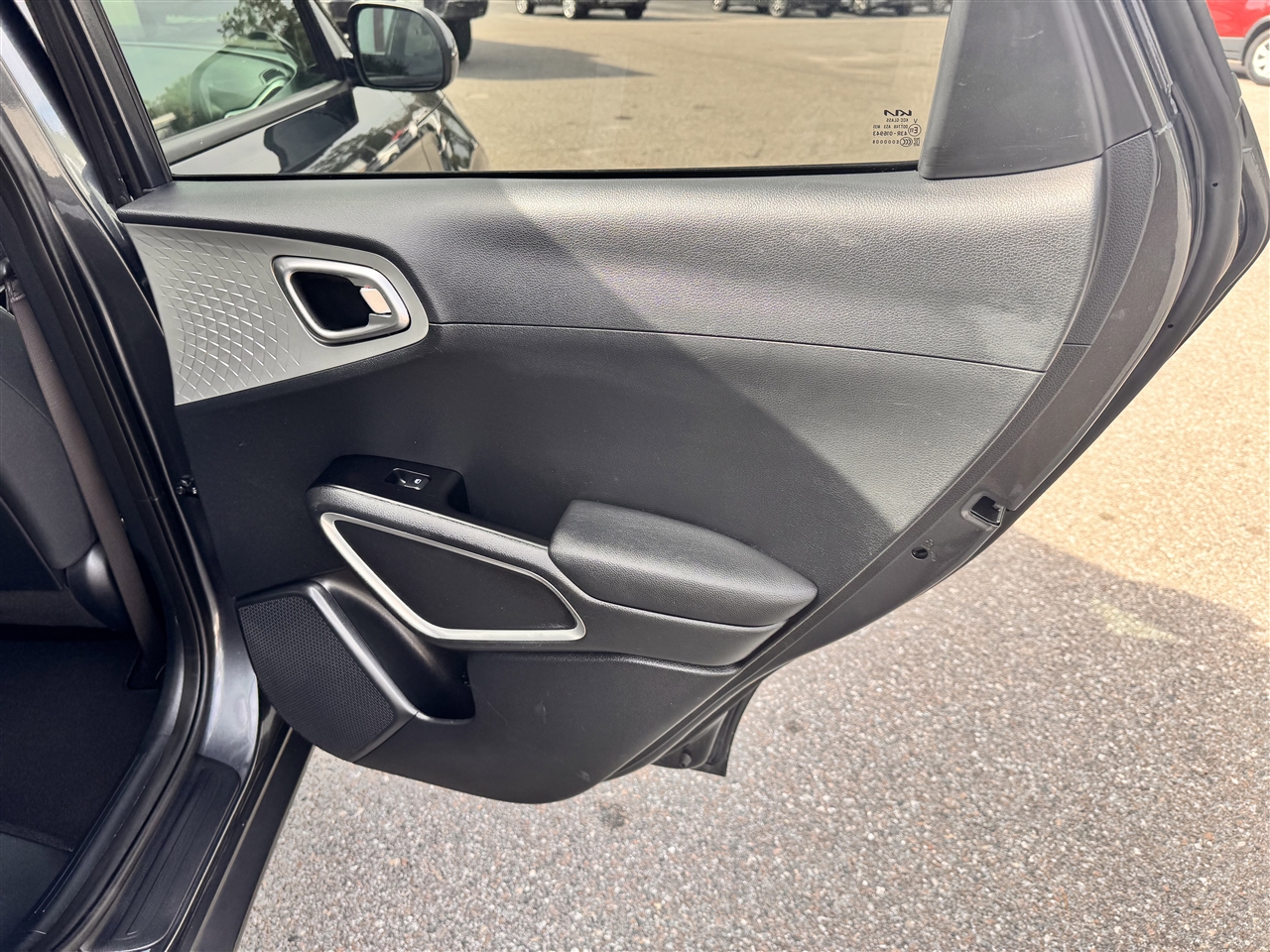 Kia Soul LX CVT 2024