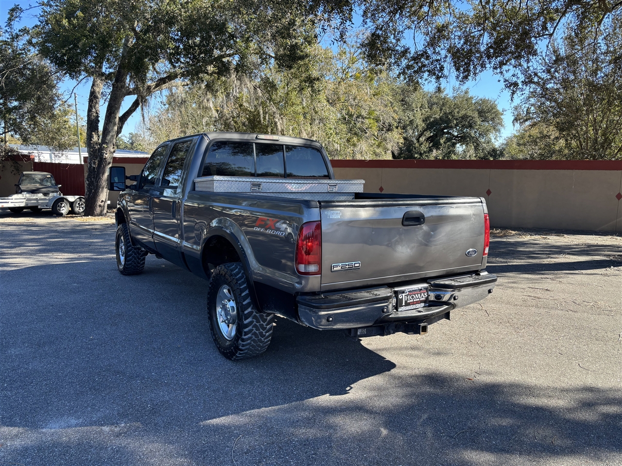 Ford F-250 SD Lariat Crew Cab 4WD 2006