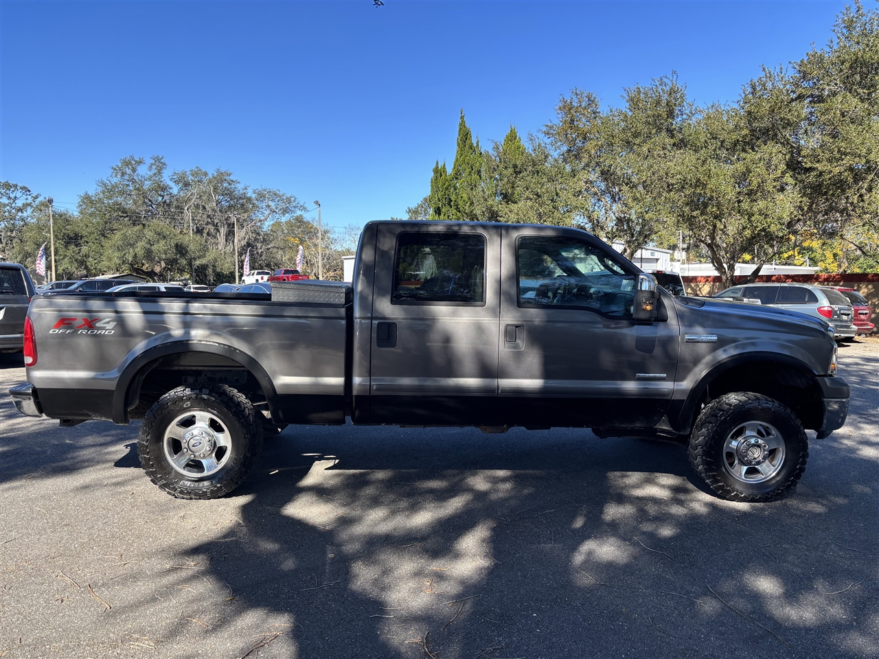 Ford F-250 SD Lariat Crew Cab 4WD 2006