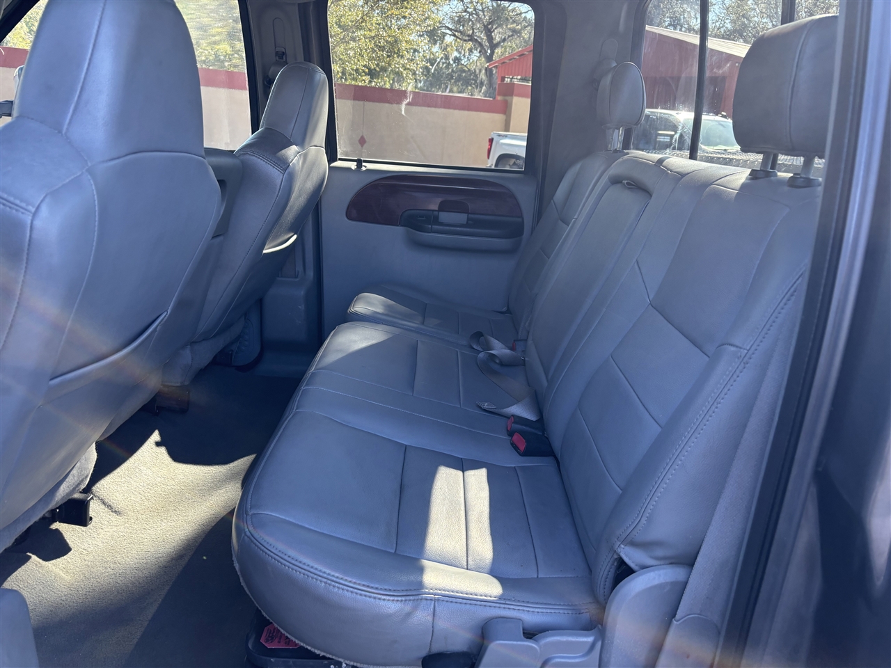 Ford F-250 SD Lariat Crew Cab 4WD 2006