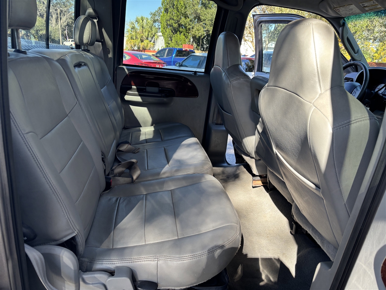 Ford F-250 SD Lariat Crew Cab 4WD 2006