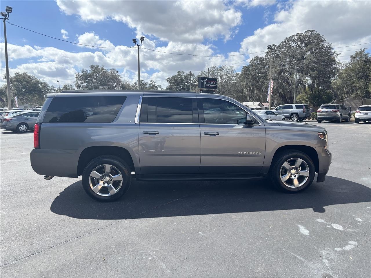 Chevrolet Suburban LT 2WD 2018
