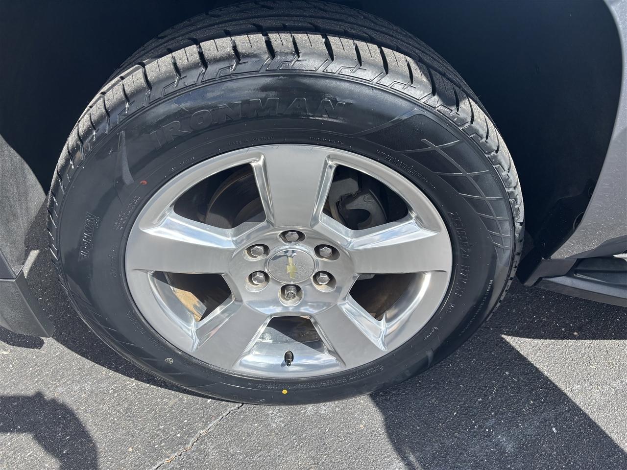 Chevrolet Suburban LT 2WD 2018