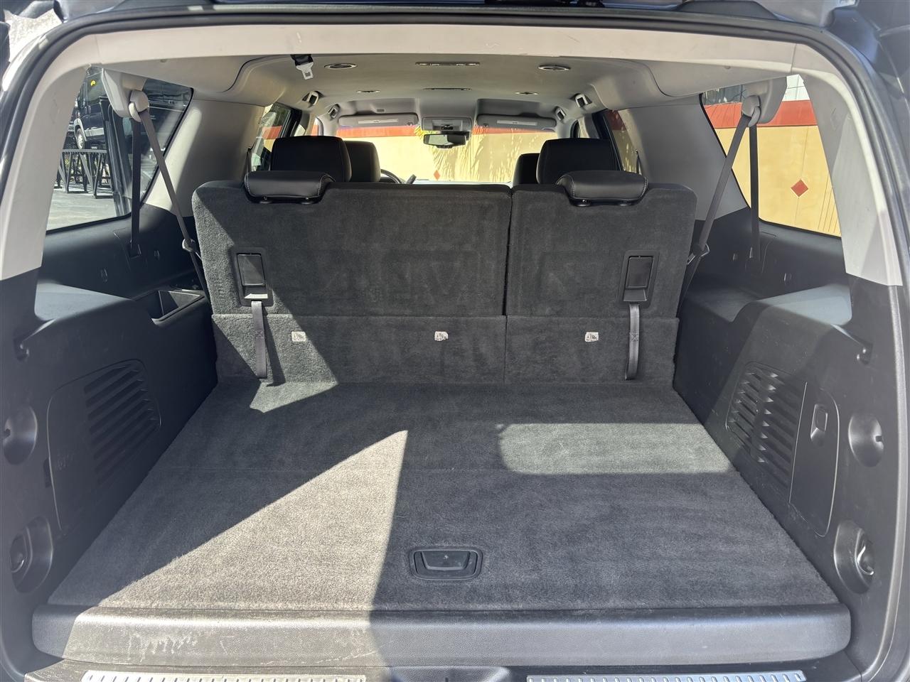 Chevrolet Suburban LT 2WD 2018