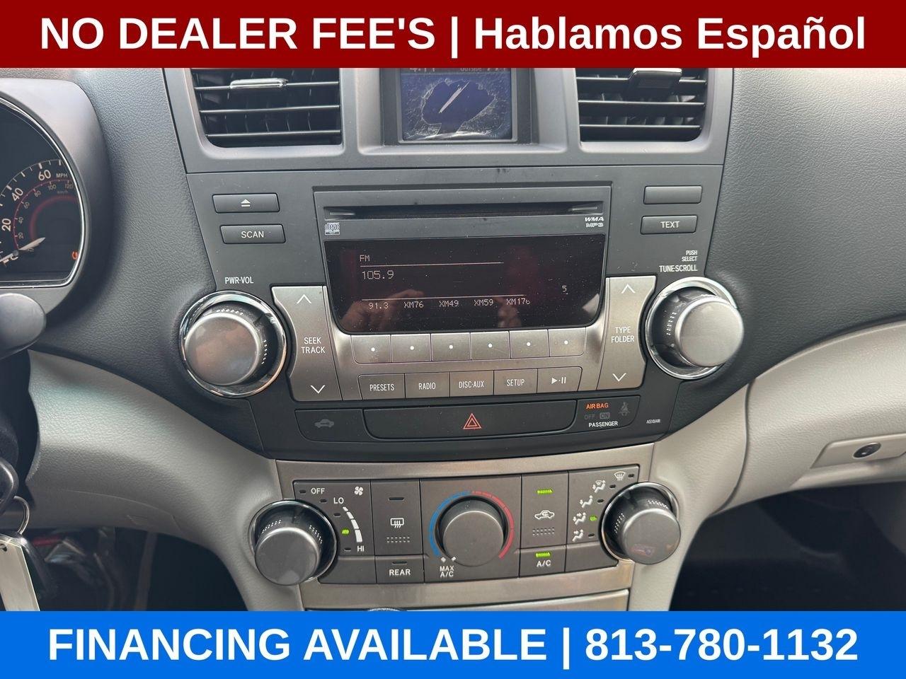 Toyota Highlander Base 2WD V6 2012