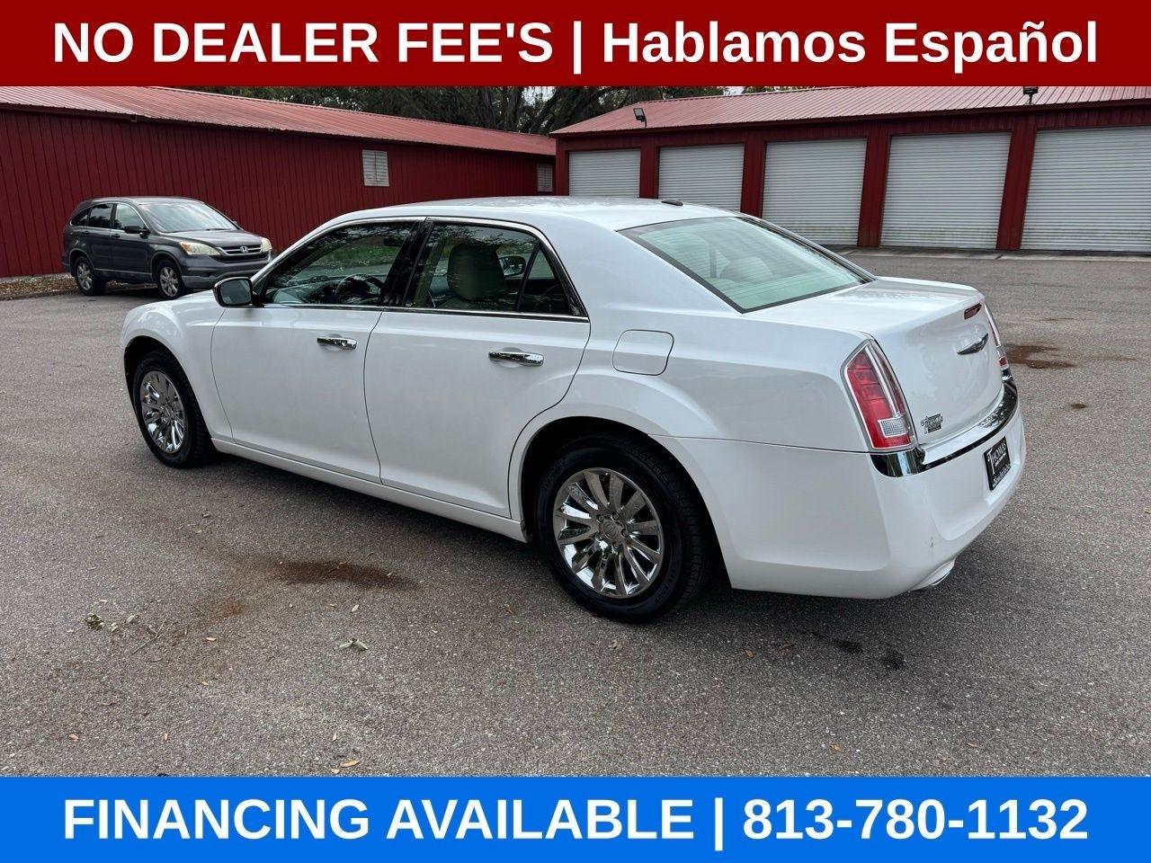 Chrysler 300 Base 2011