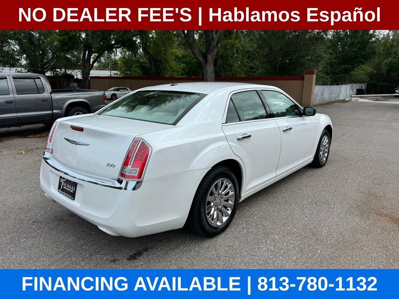 Chrysler 300 Base 2011