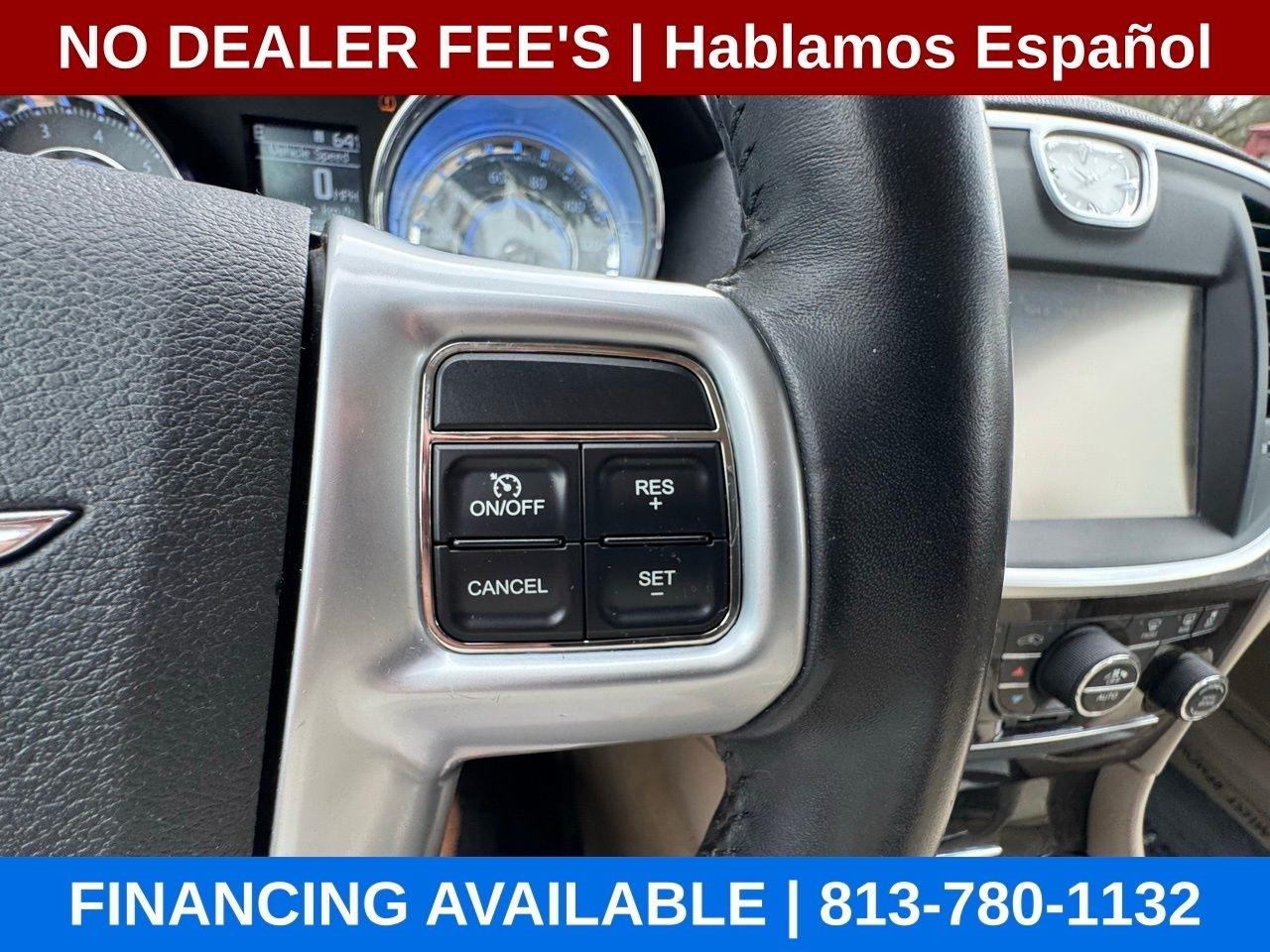 Chrysler 300 Base 2011