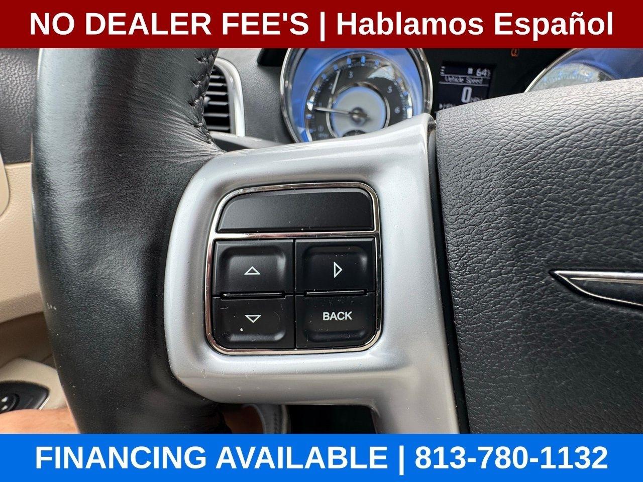 Chrysler 300 Base 2011