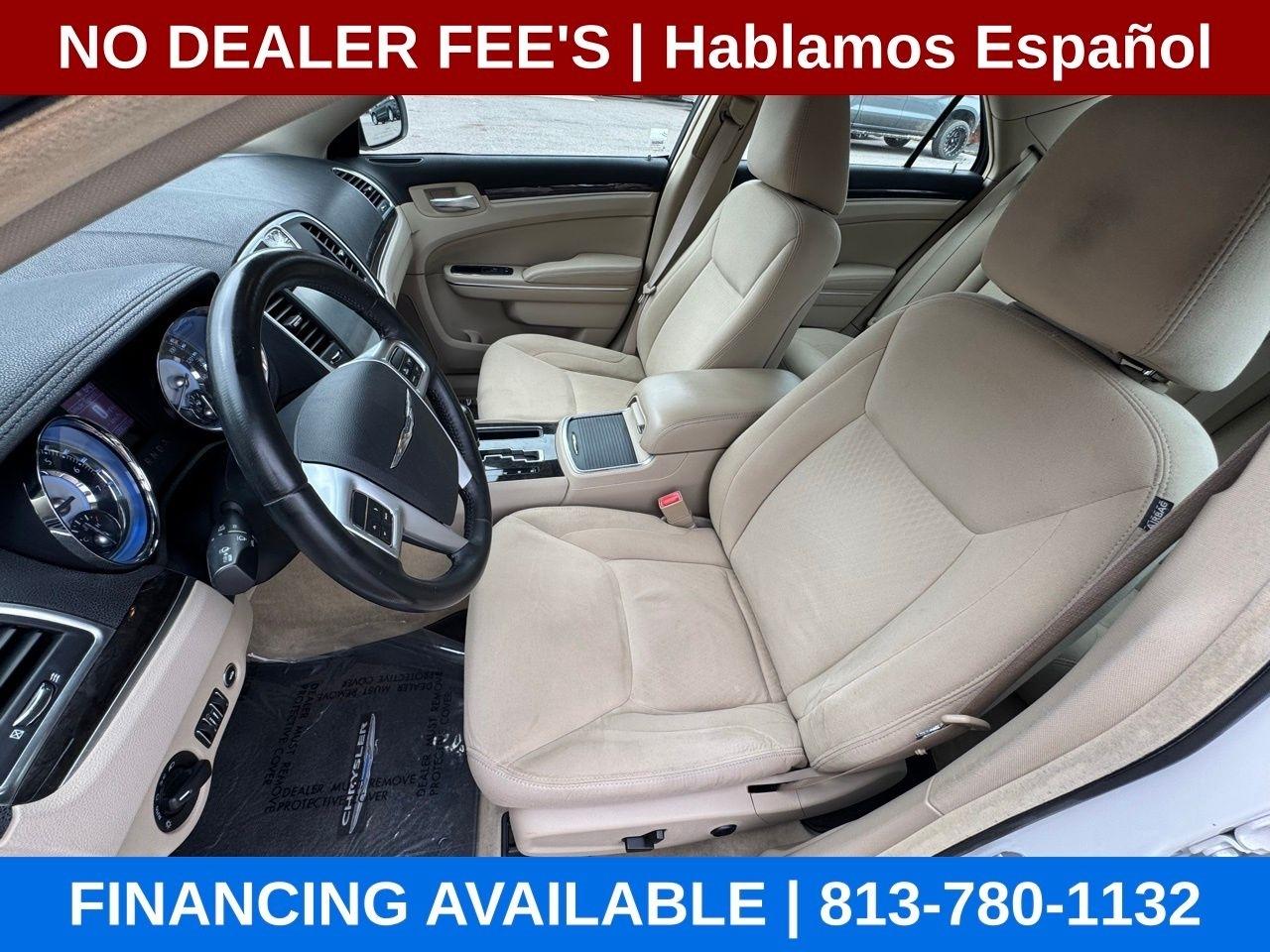 Chrysler 300 Base 2011