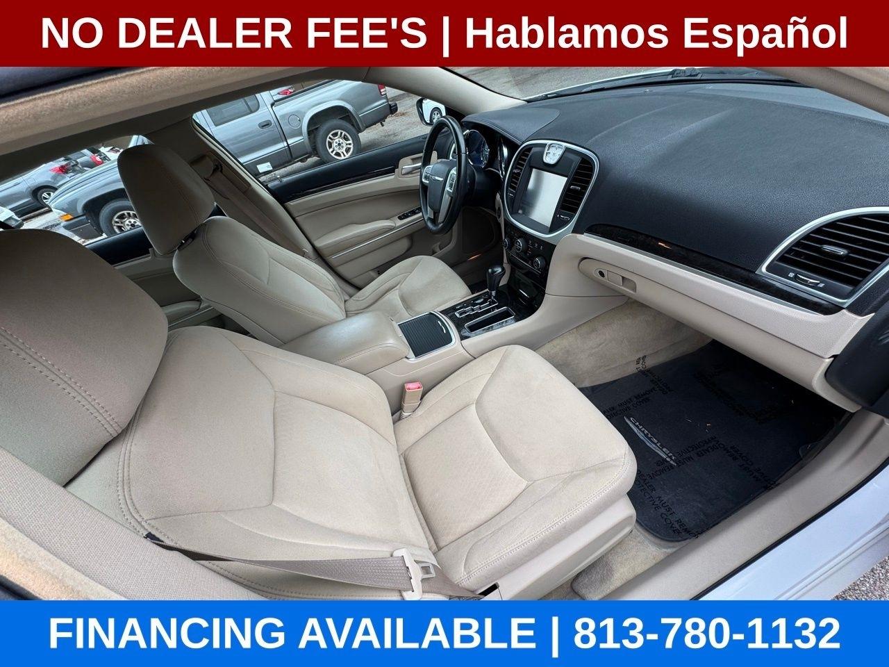 Chrysler 300 Base 2011