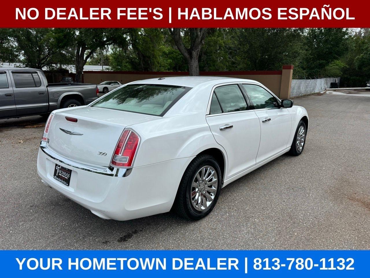 Chrysler 300 Base 2011