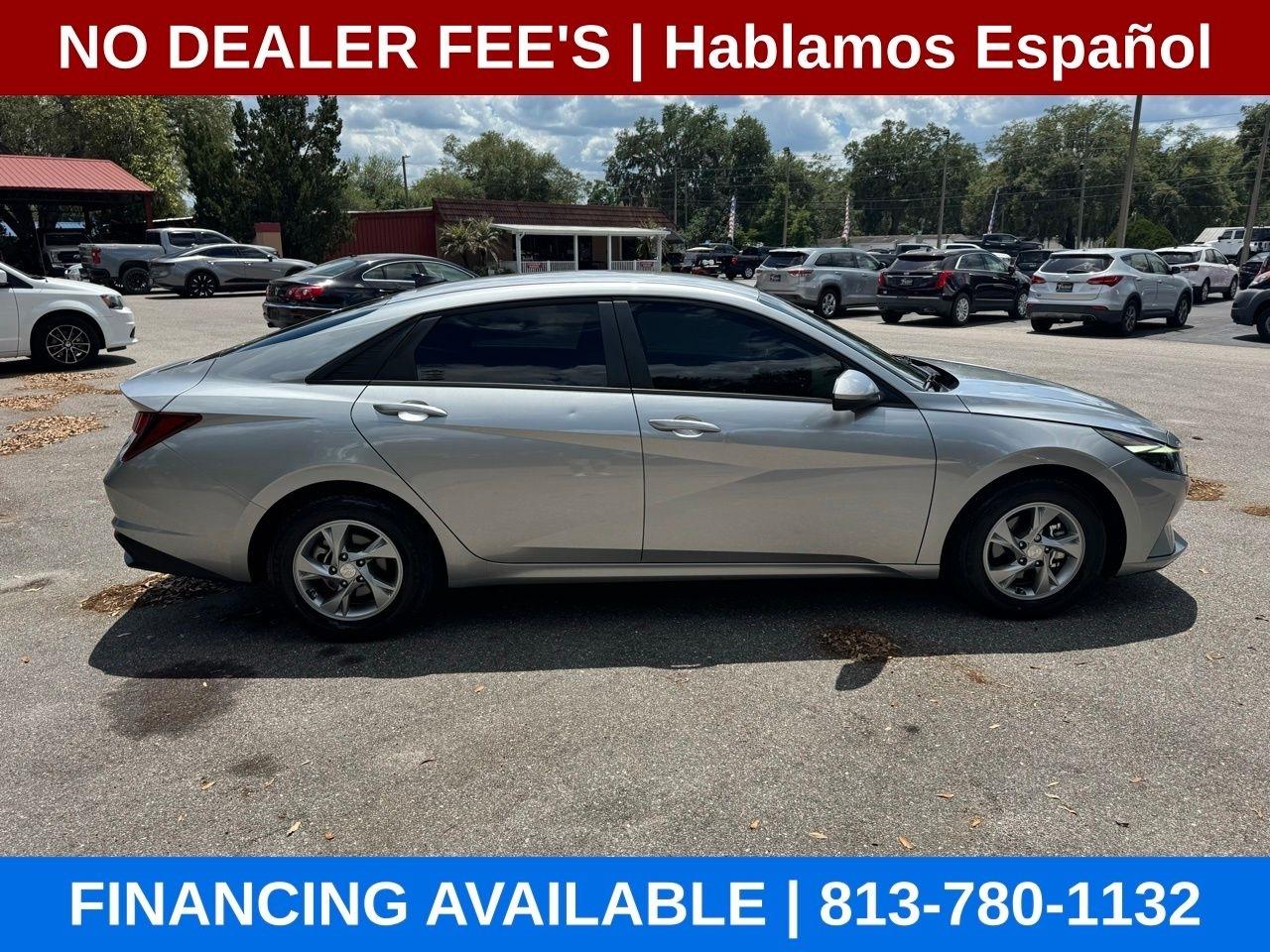 Hyundai Elantra SE 2022