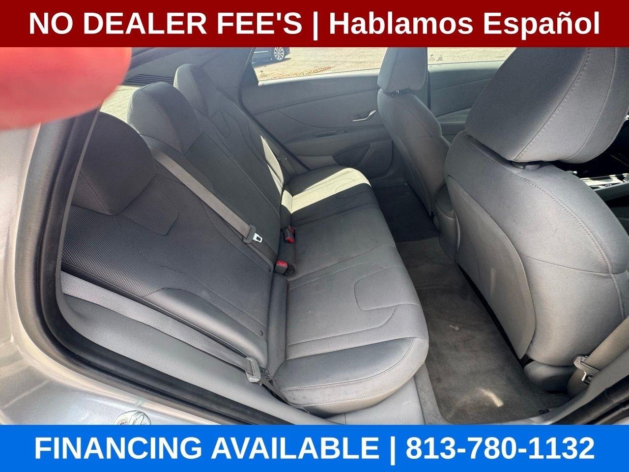 Hyundai Elantra SE 2022