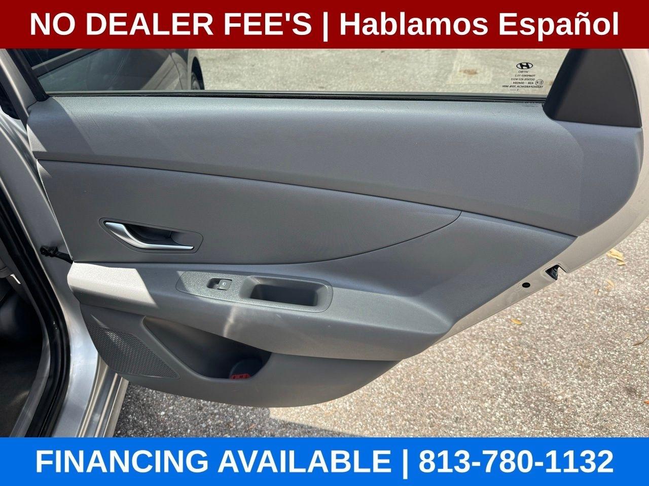 Hyundai Elantra SE 2022