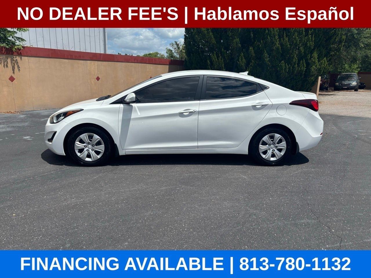 Hyundai Elantra SE 6AT 2016