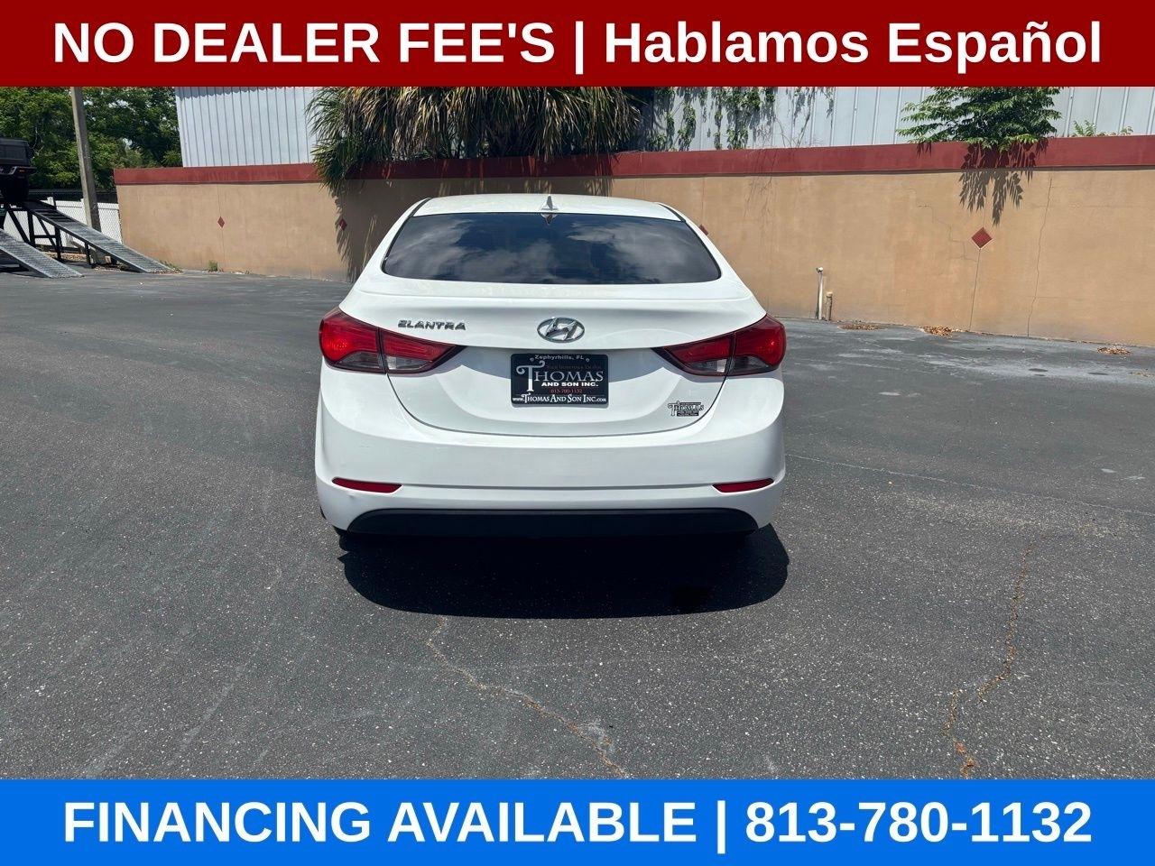 Hyundai Elantra SE 6AT 2016