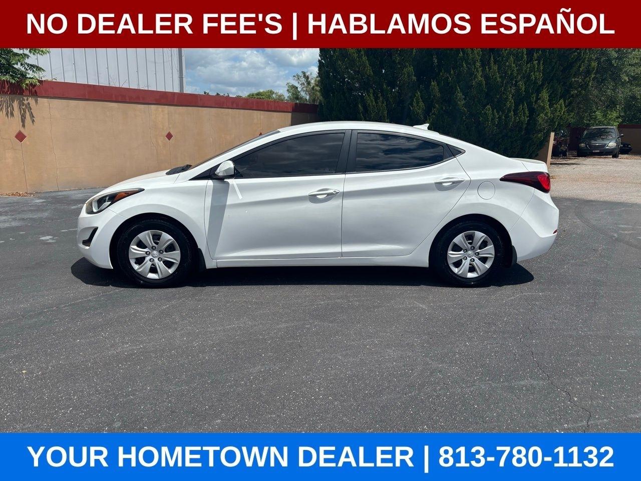 Hyundai Elantra SE 6AT 2016