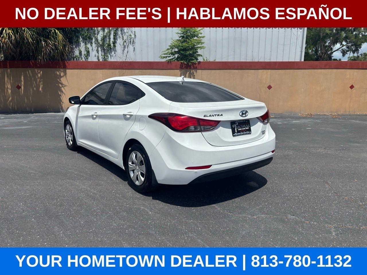 Hyundai Elantra SE 6AT 2016