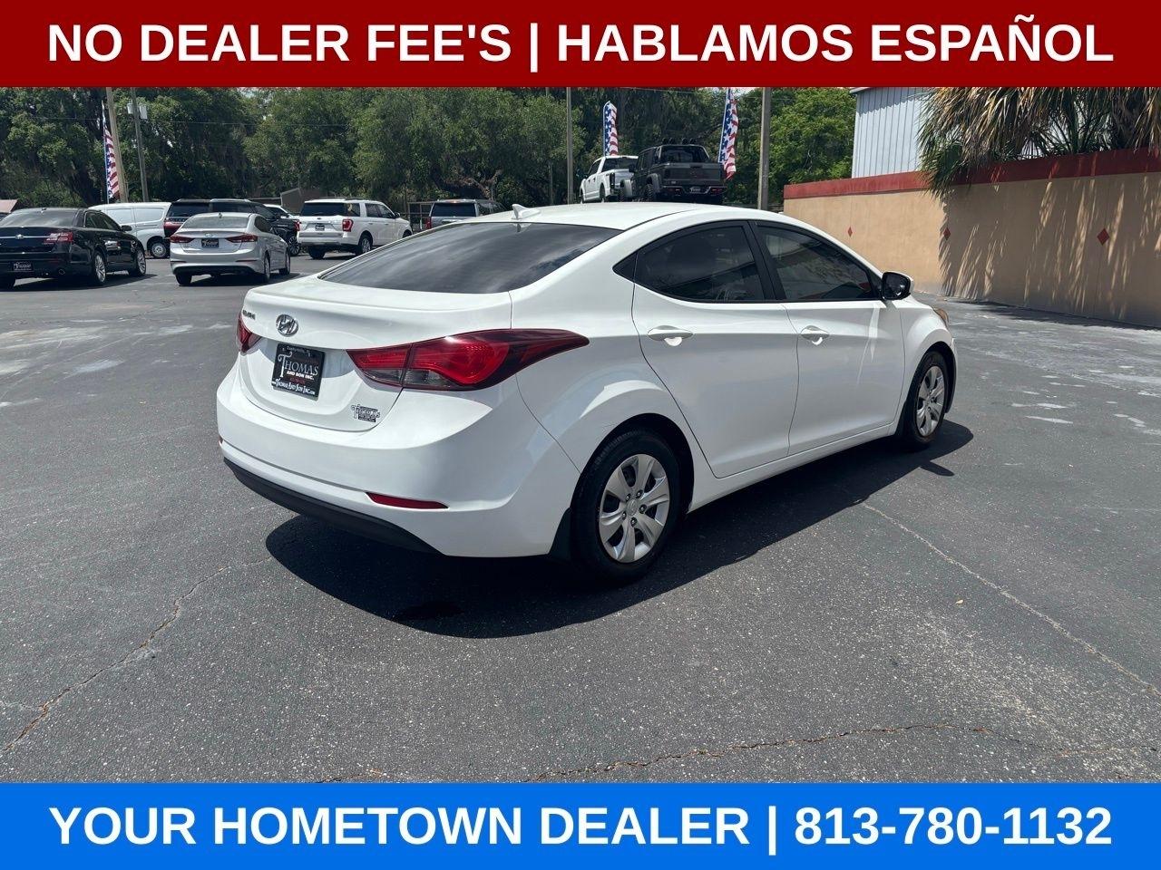 Hyundai Elantra SE 6AT 2016
