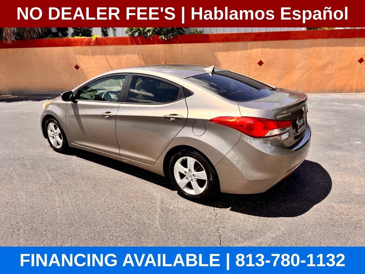 Hyundai Elantra GLS M/T 2013