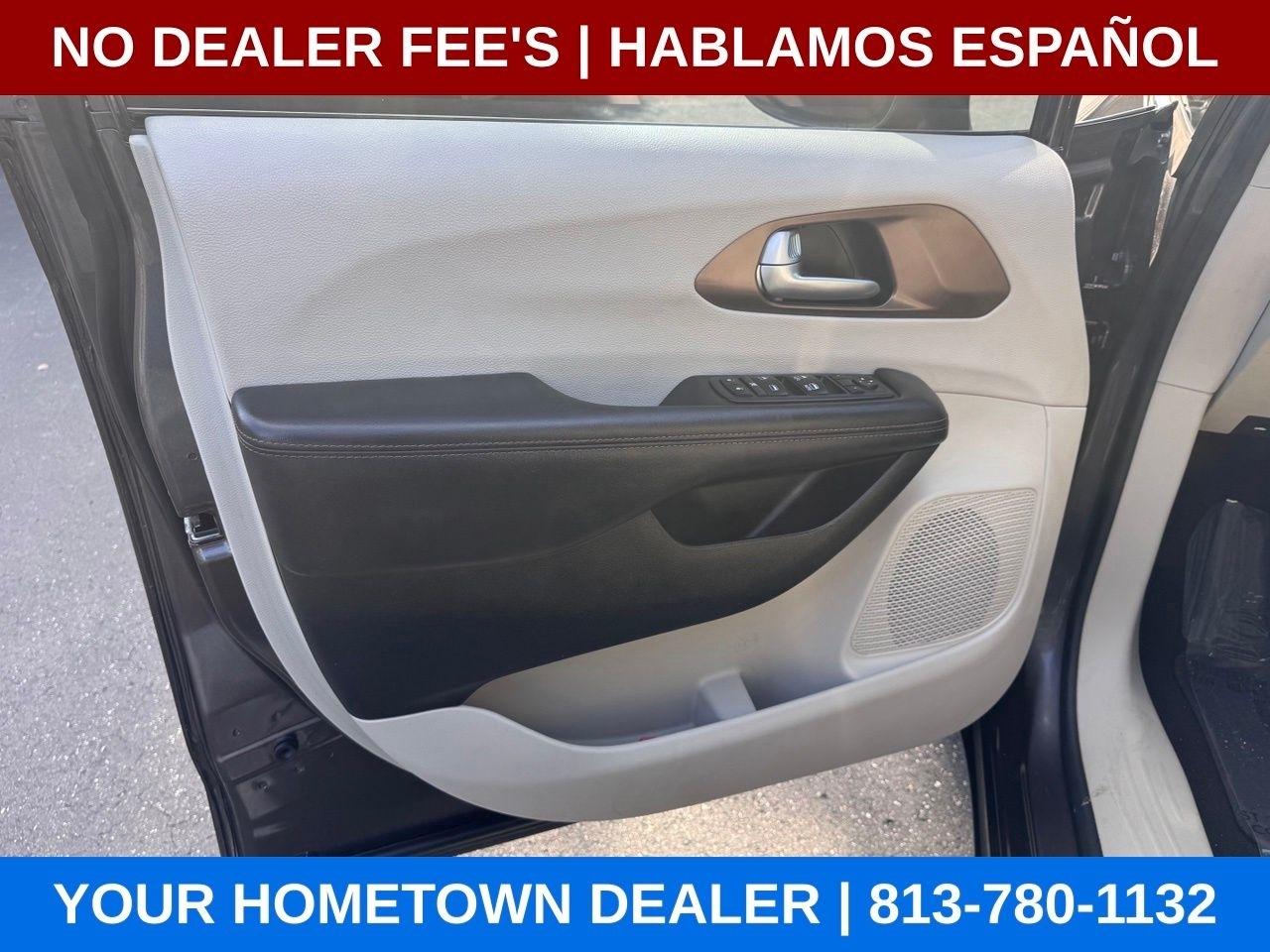 Chrysler Pacifica Touring-L 2017