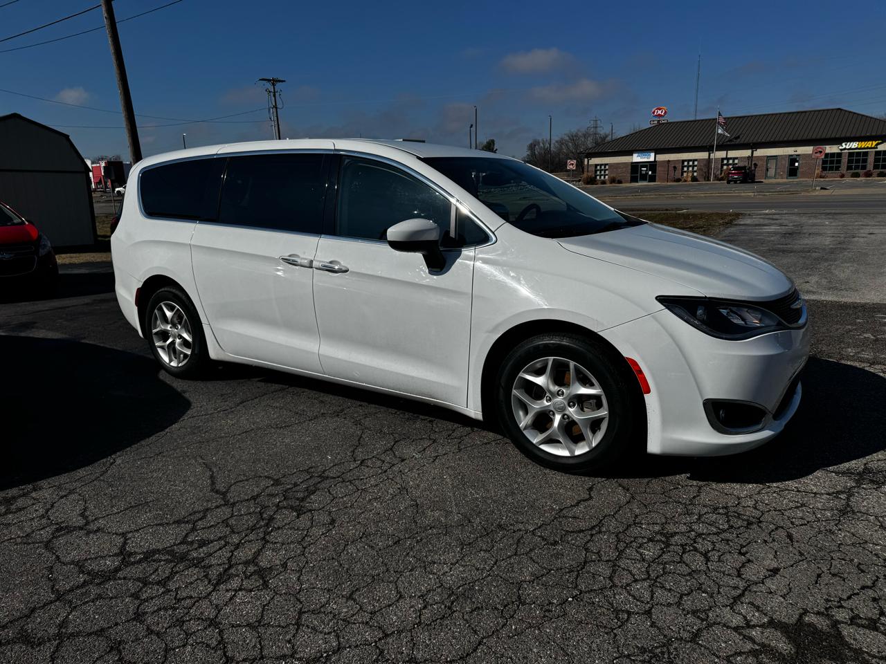 Chrysler Pacifica Touring-L 2017
