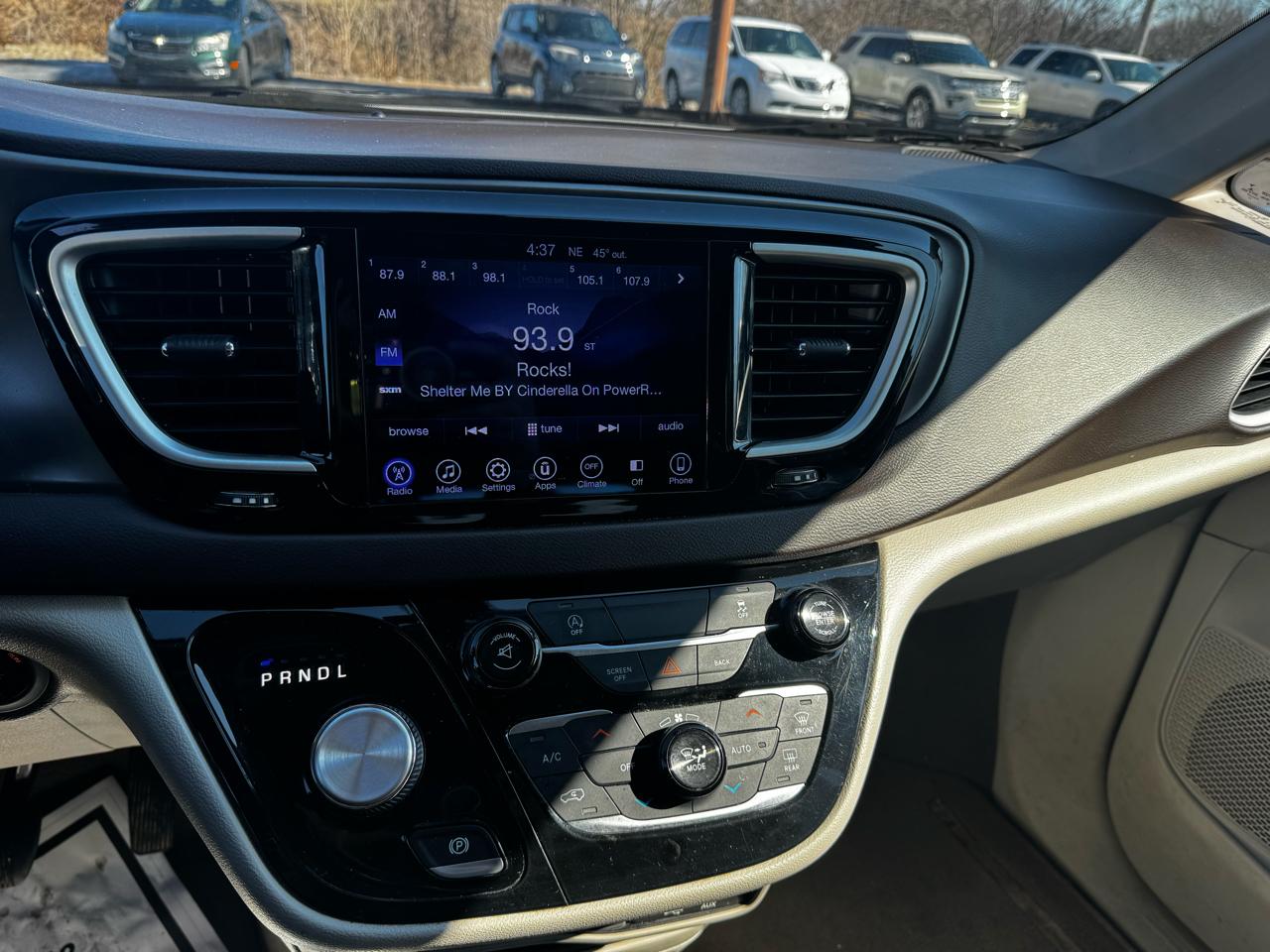 Chrysler Pacifica Touring-L 2017