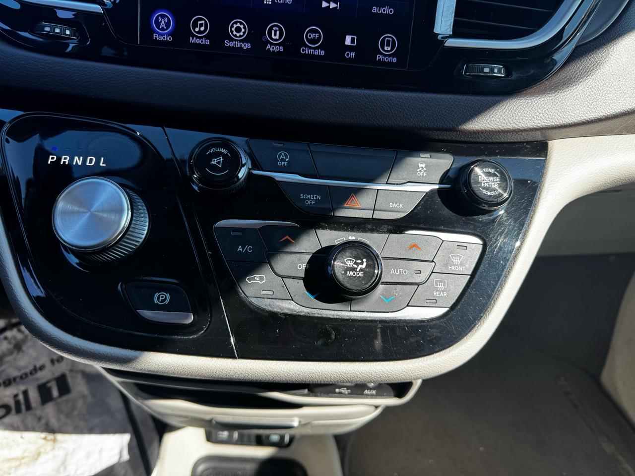 Chrysler Pacifica Touring-L 2017