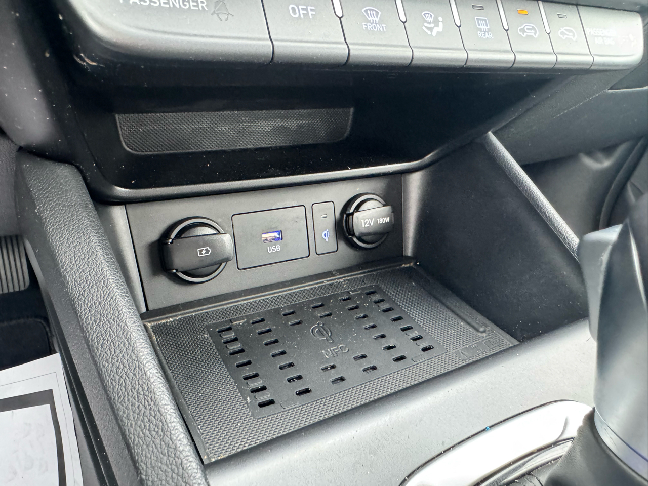 2022 Hyundai Kona Limited photo 17