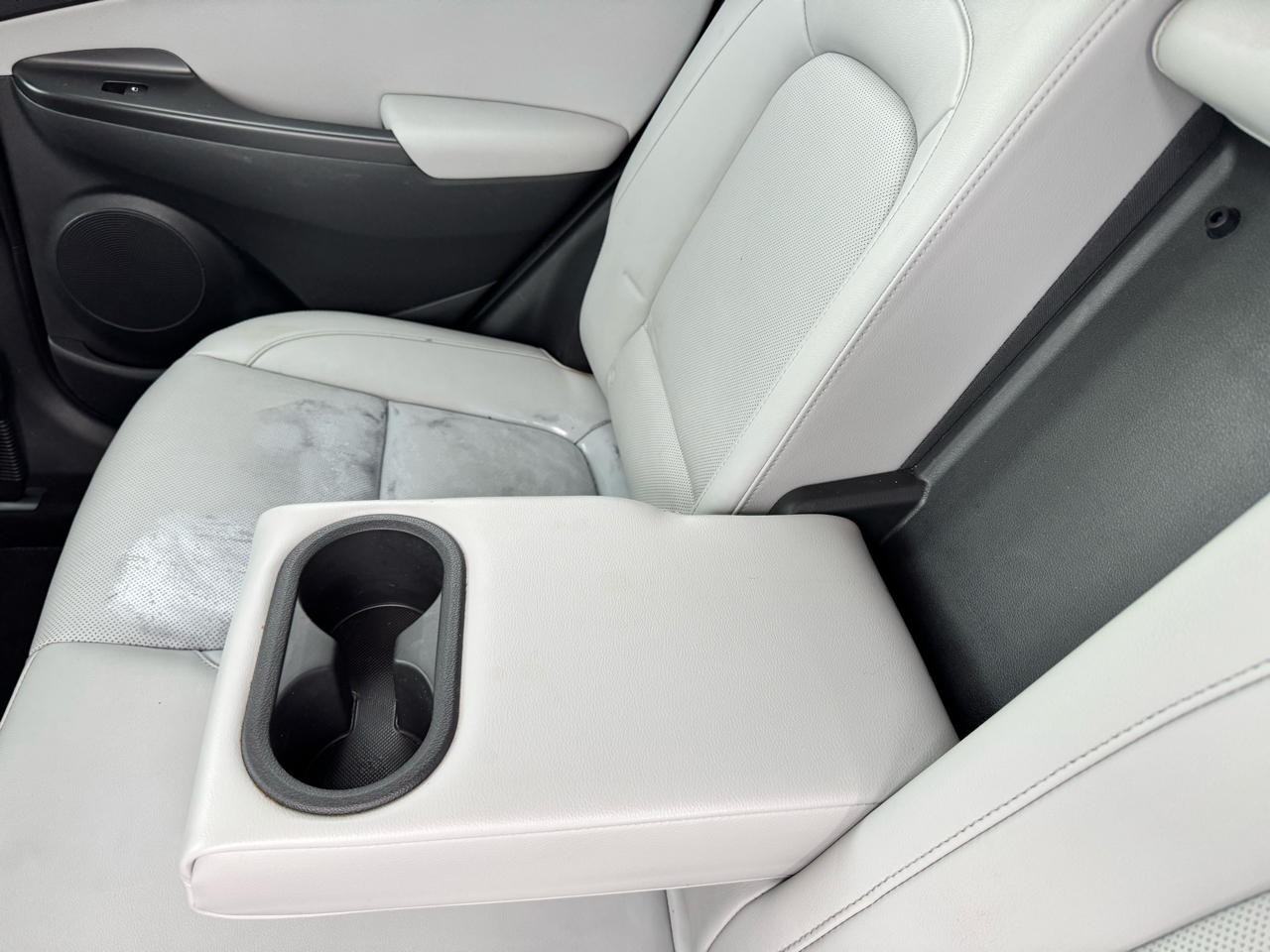 2022 Hyundai Kona Limited photo 29