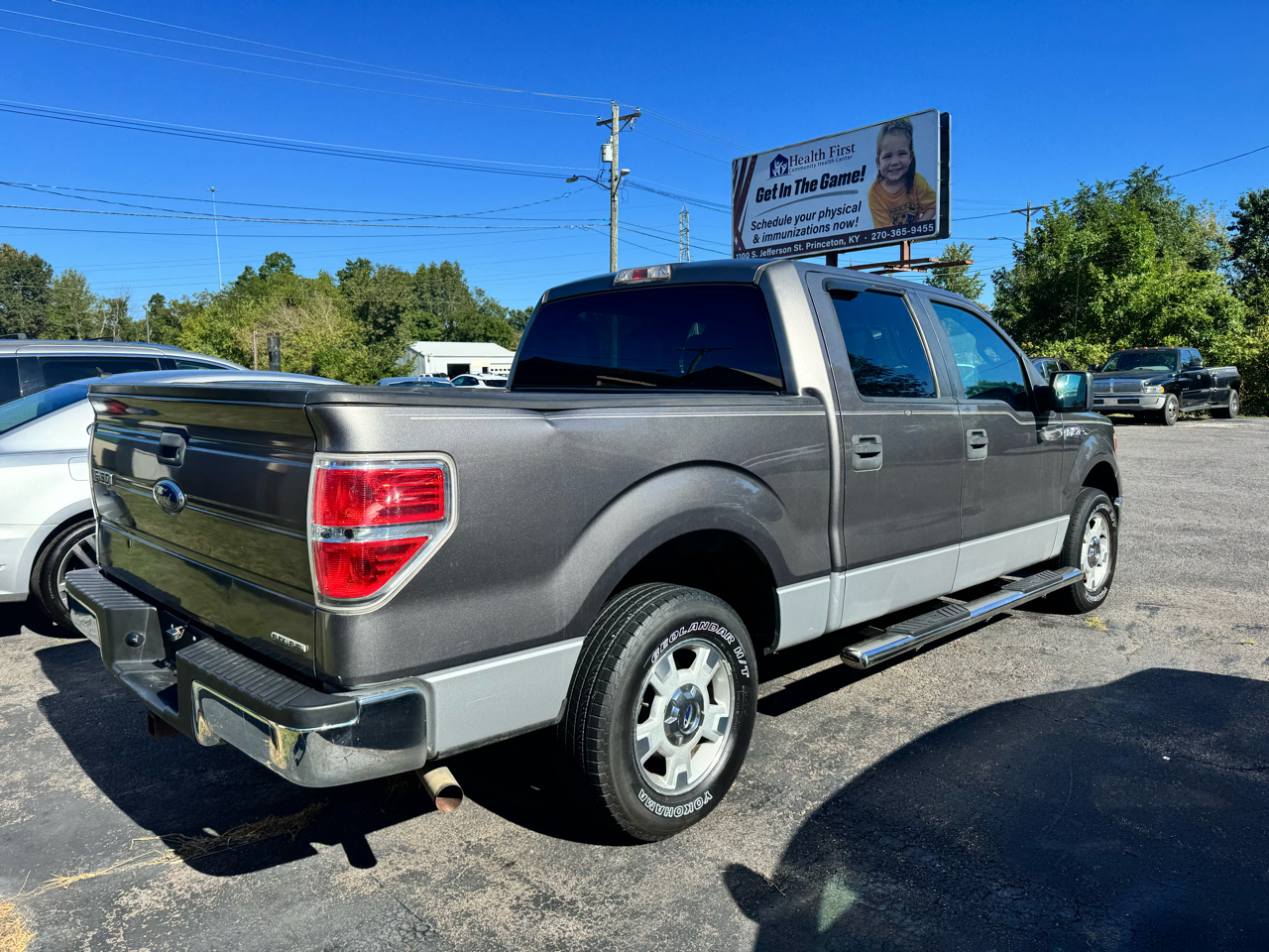 2012 Ford F-150 XLT photo 2