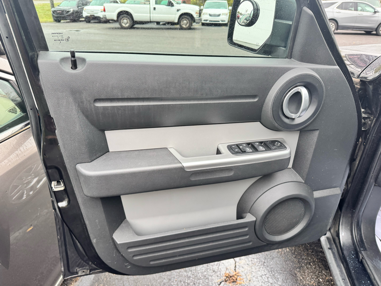 Dodge Nitro SXT 2WD 2010 Dodge Nitro SXT 2WD 2010