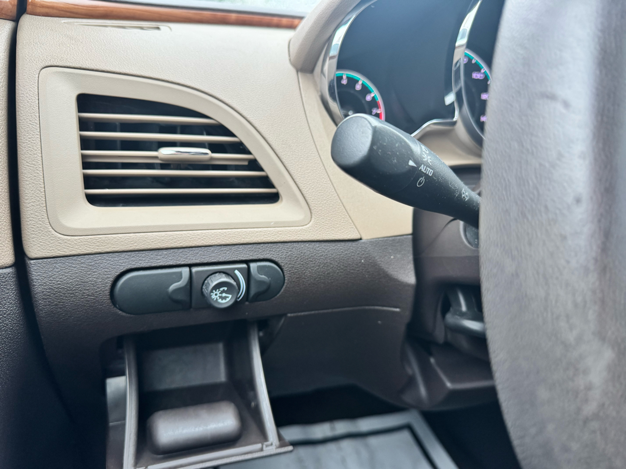 Chevrolet Malibu 1LT 2011 Chevrolet Malibu 1LT 2011