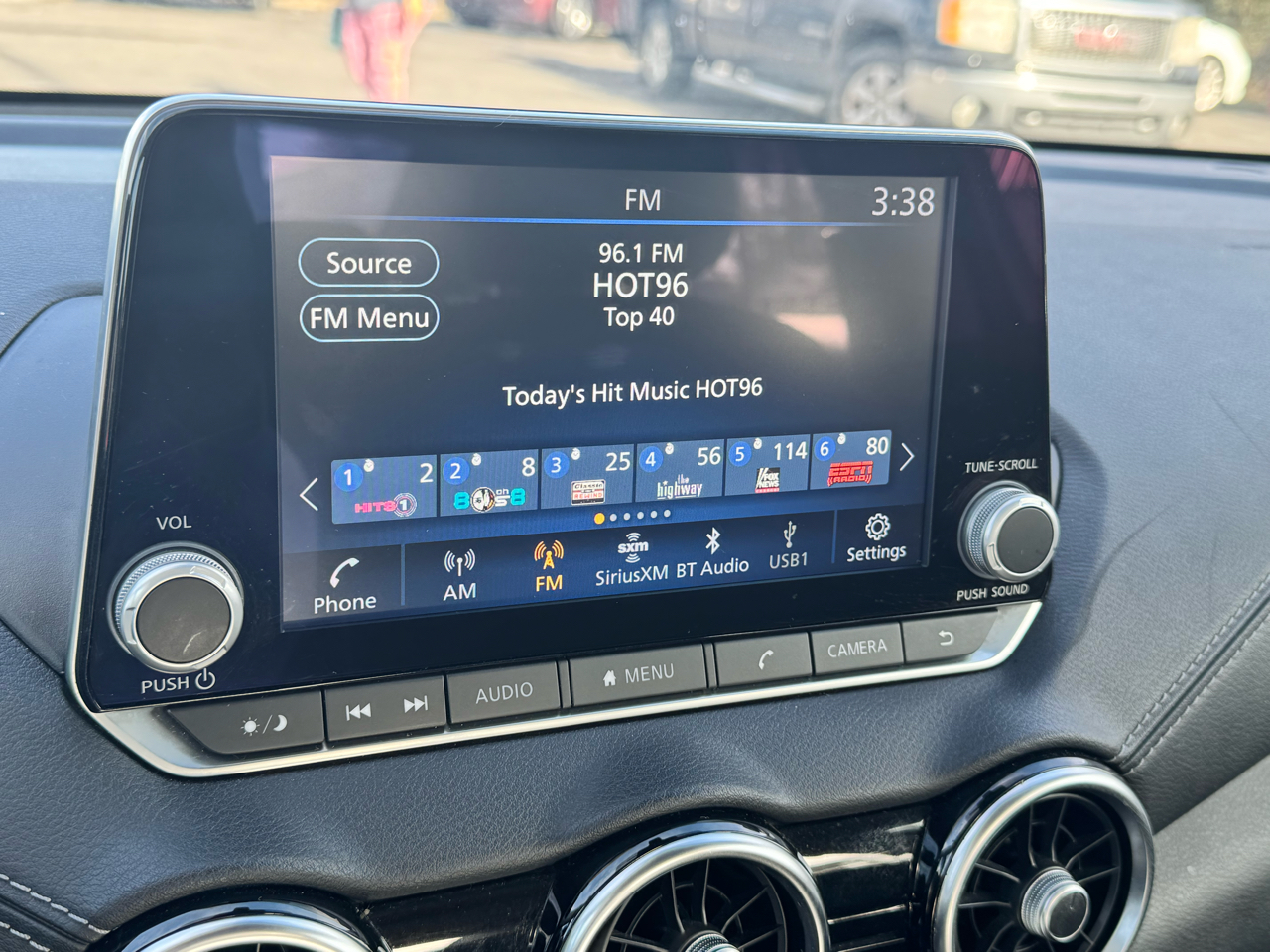 Nissan Sentra SV 2023