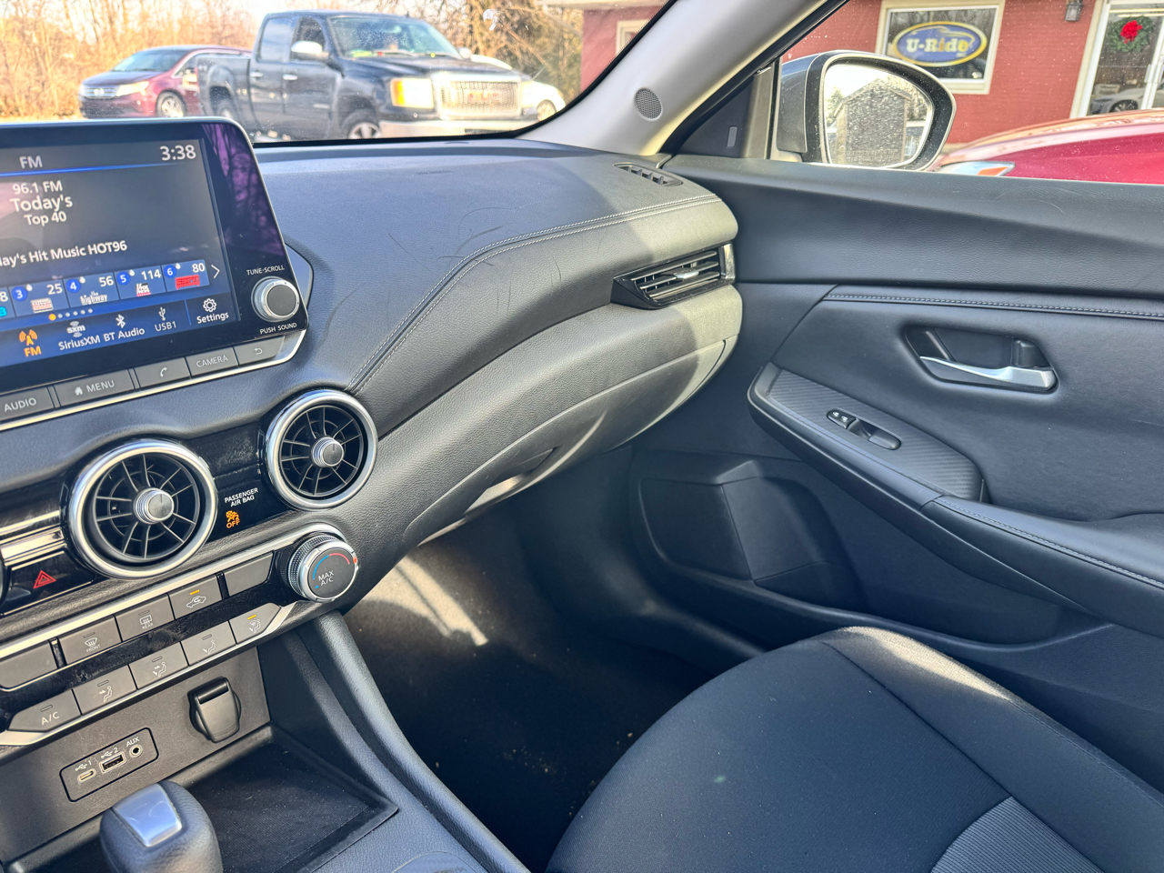 Nissan Sentra SV 2023