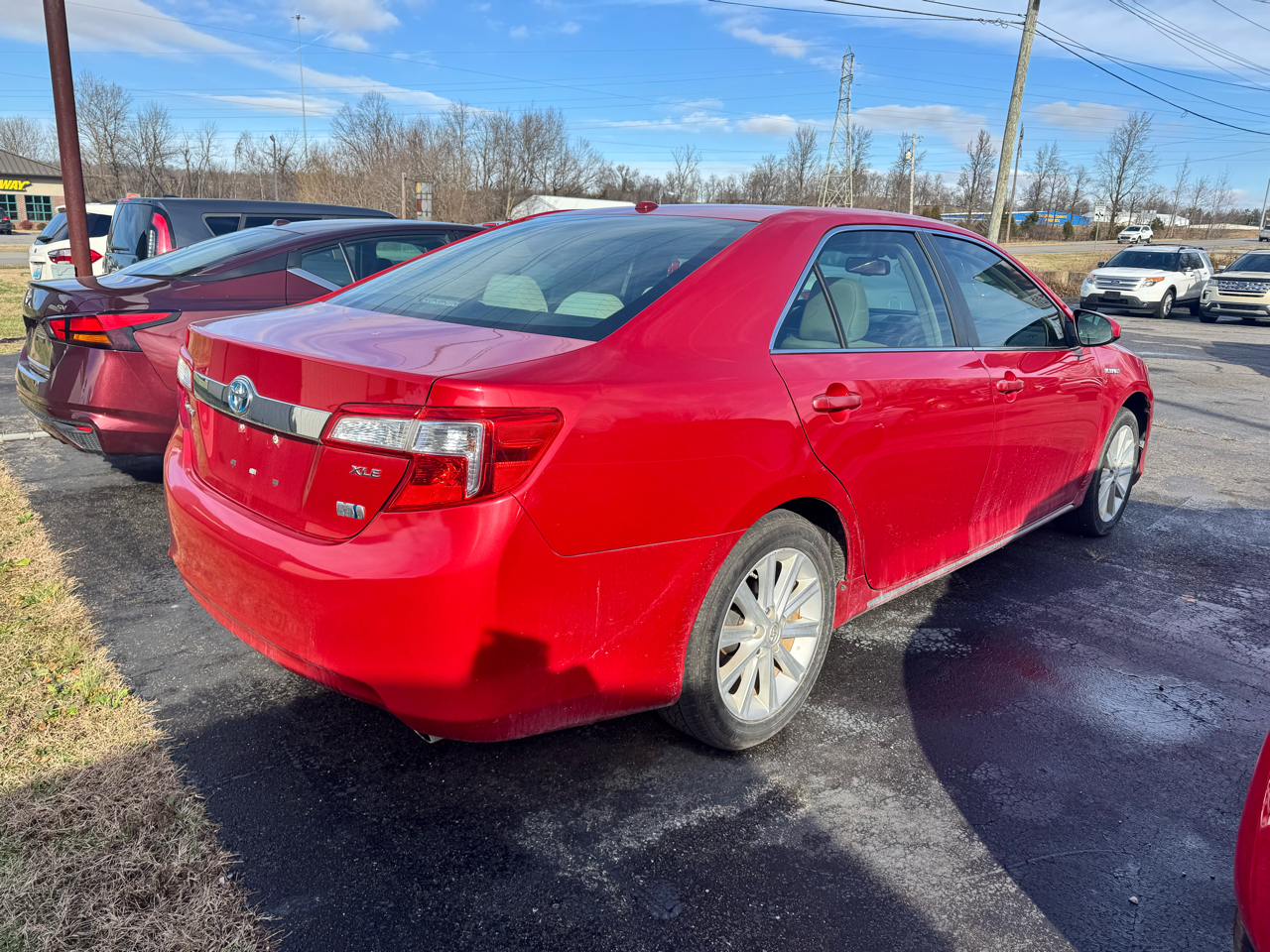 Toyota Camry Hybrid XLE 2014